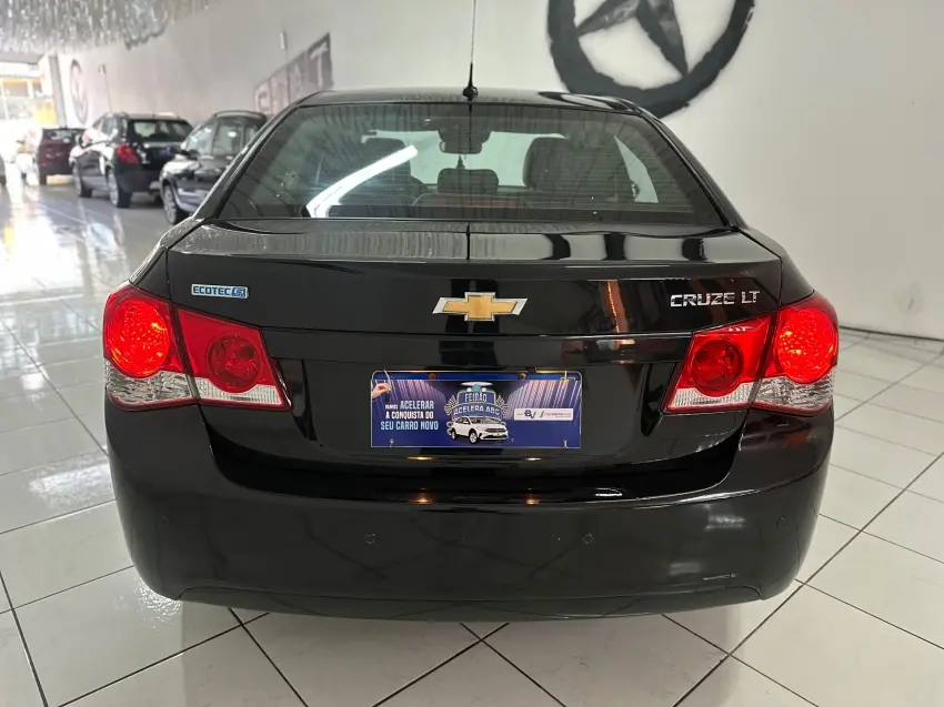 CHEVROLET Cruze Sedan - Foto