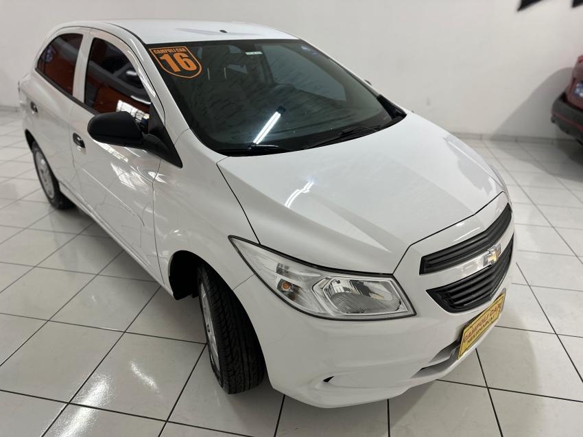CHEVROLET Onix Hatch - Foto