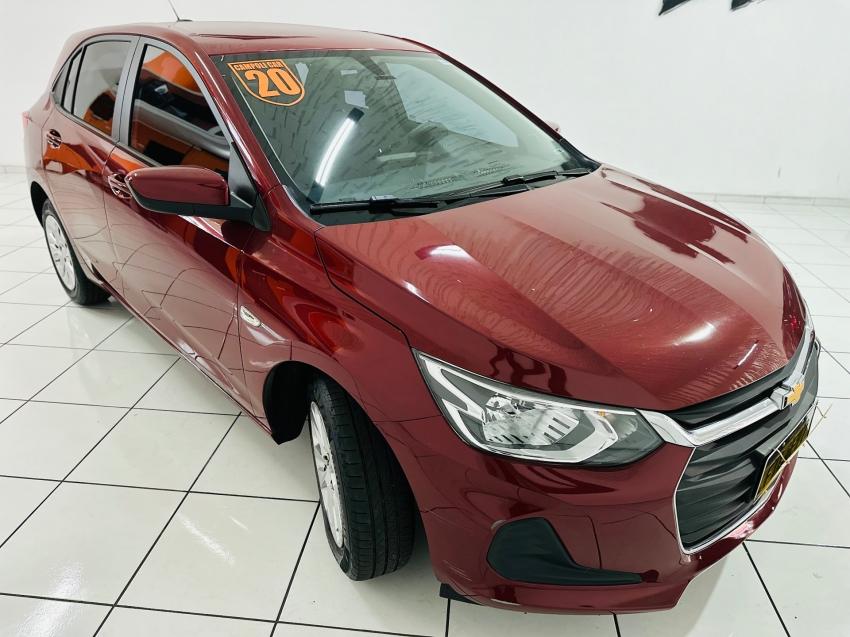 CHEVROLET Onix Hatch - Foto