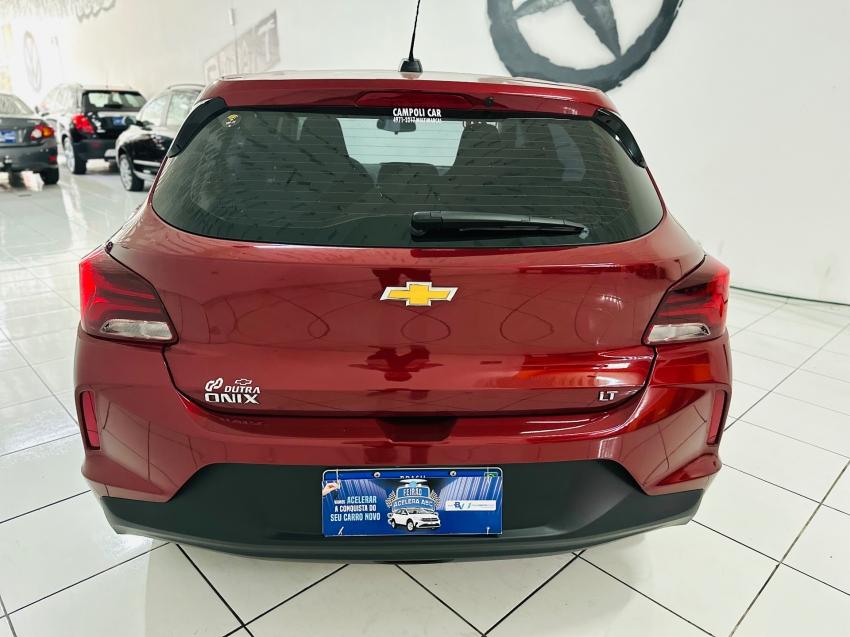 CHEVROLET Onix Hatch - Foto