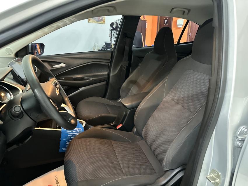 CHEVROLET Onix Sedan - Foto
