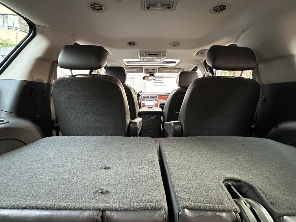 CHEVROLET Suburban - Foto