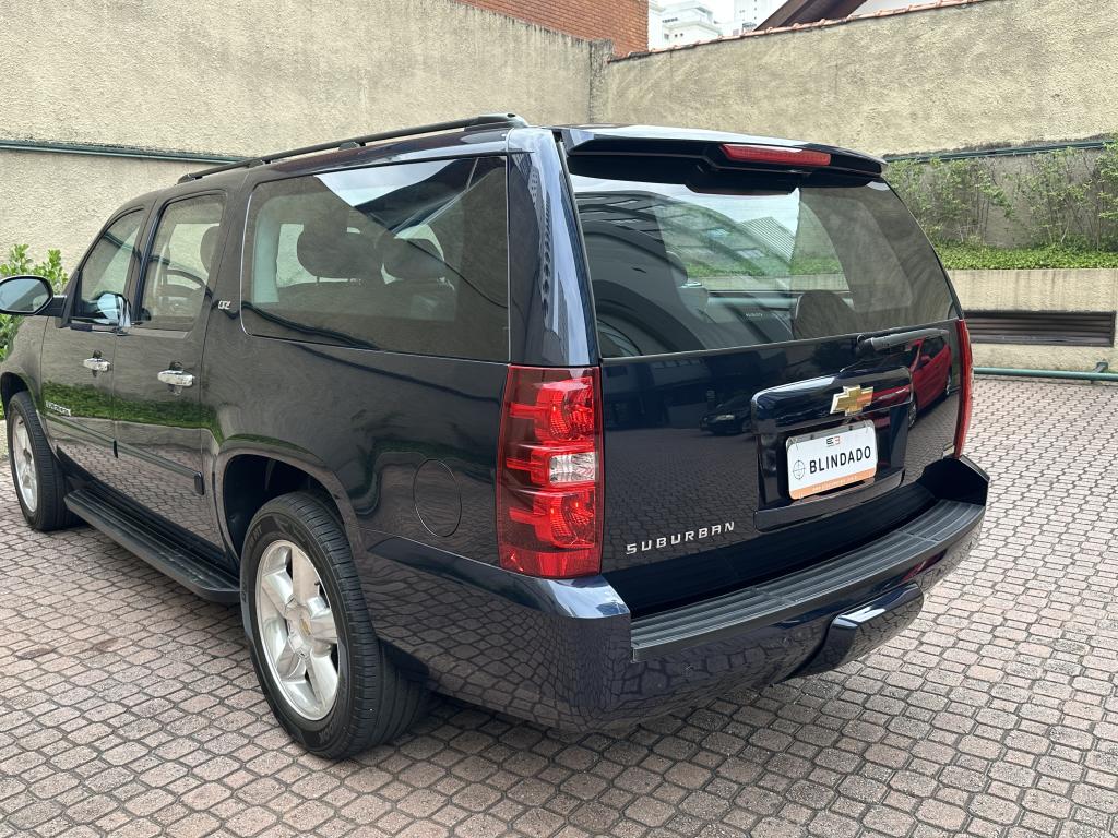 CHEVROLET Suburban - Foto