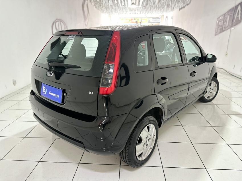 FORD Fiesta Hatch - Foto