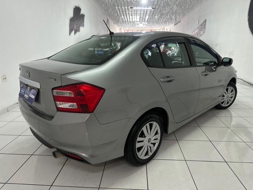 HONDA City Sedan - Foto