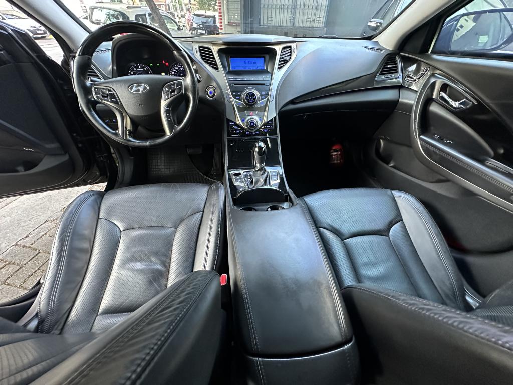 HYUNDAI Azera - Foto