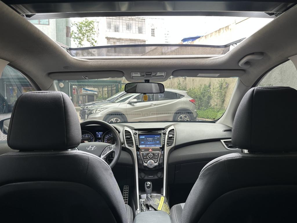 HYUNDAI I30 - Foto