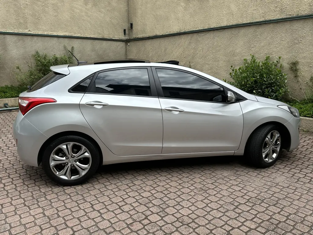 HYUNDAI I30 - Foto
