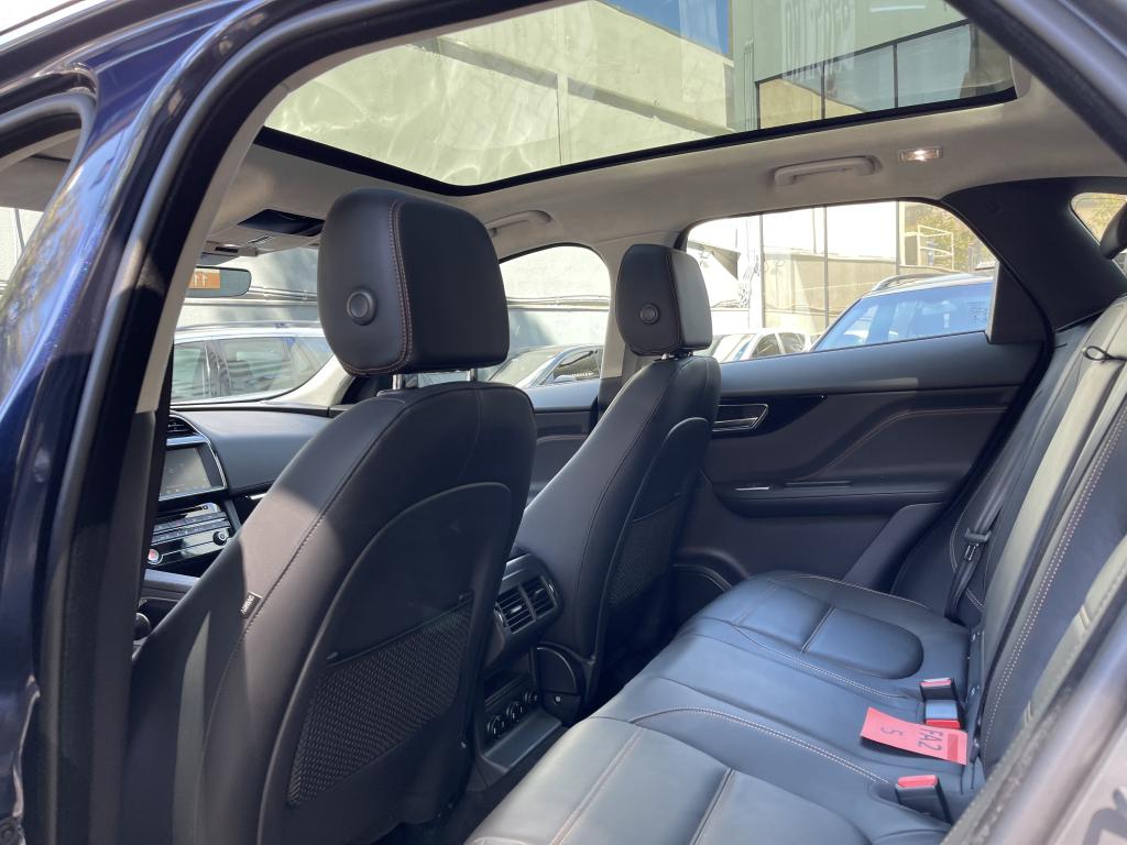 JAGUAR F-Pace - Foto