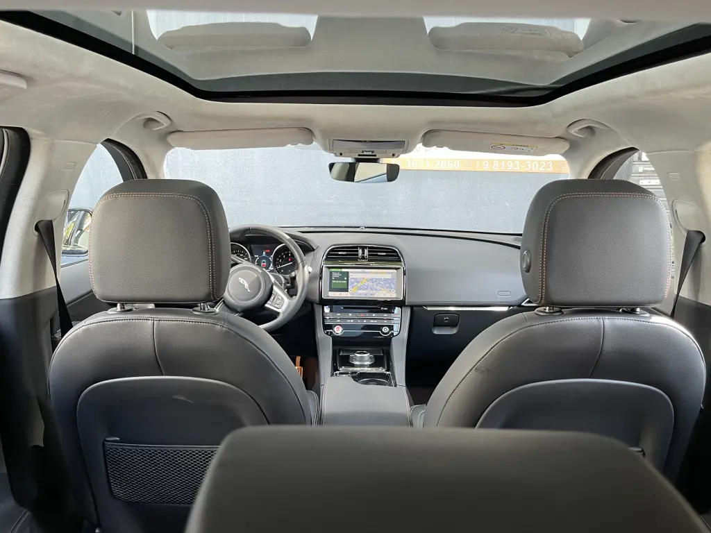 JAGUAR F-Pace - Foto