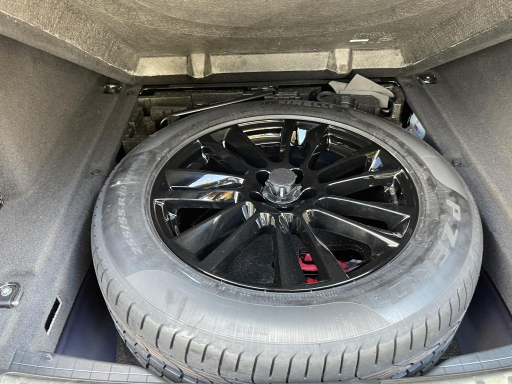 JAGUAR F-Pace - Foto