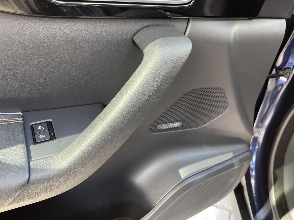 JAGUAR F-Pace - Miniatura