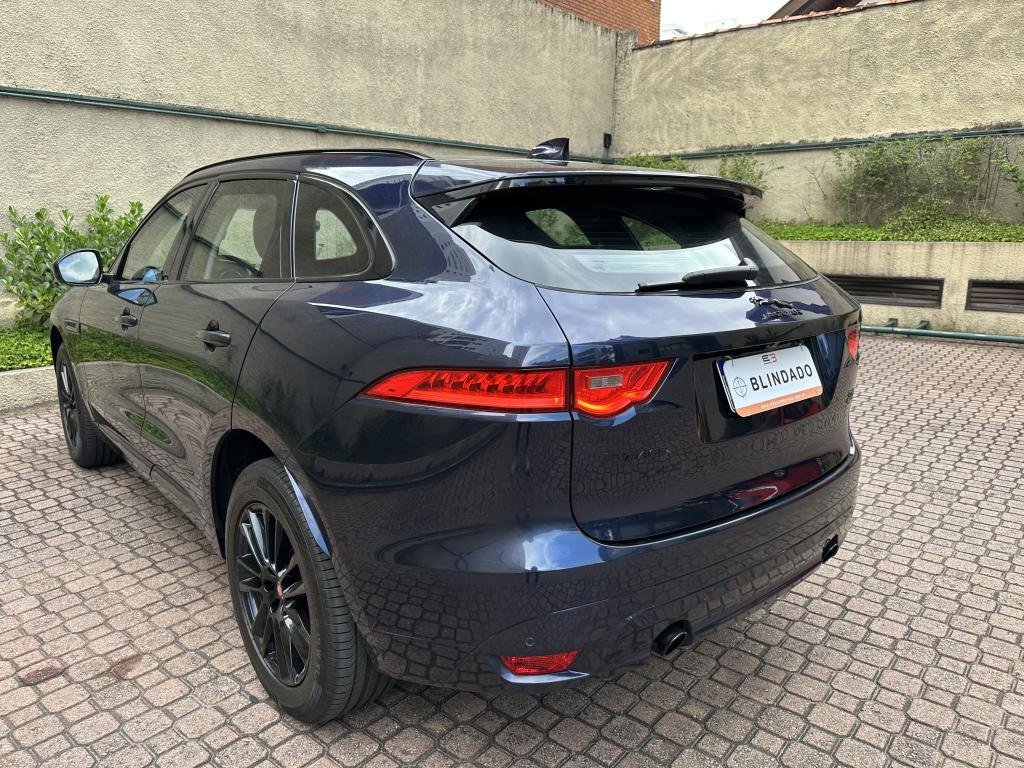 JAGUAR F-Pace - Foto