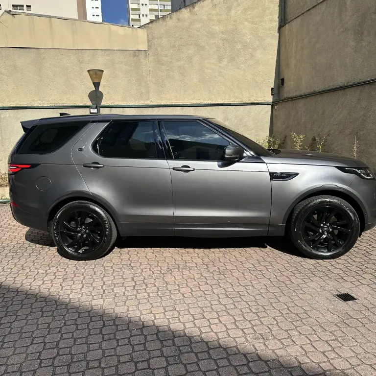 LAND ROVER Discovery - Foto