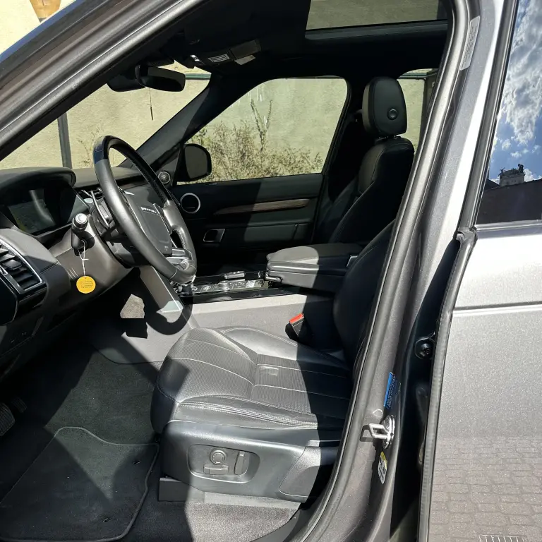LAND ROVER Discovery - Foto