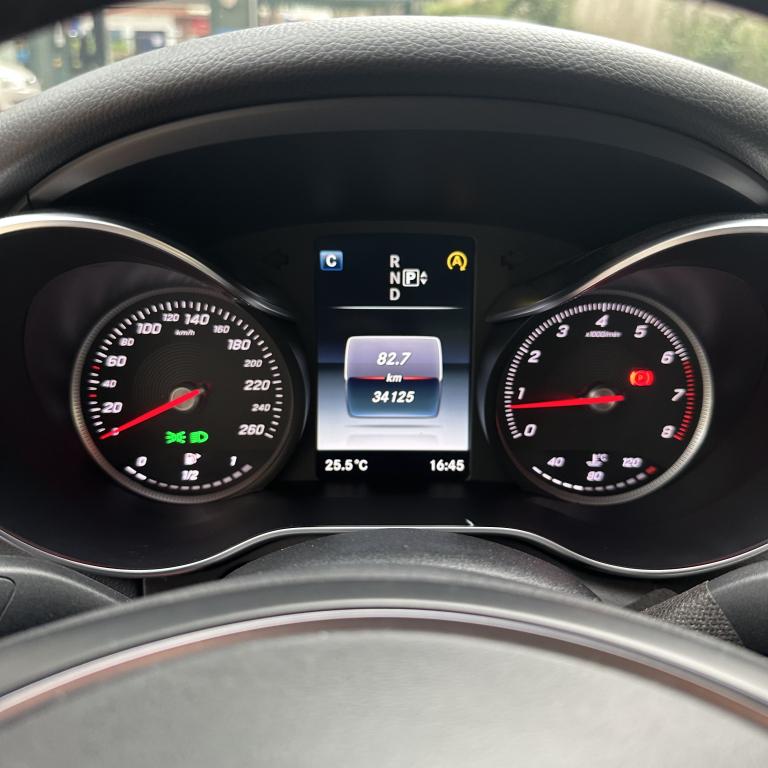 MERCEDES-BENZ C 200 - Foto
