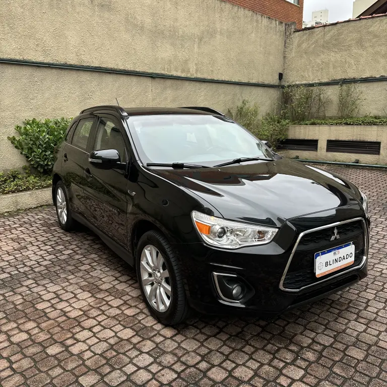 MITSUBISHI ASX - Foto