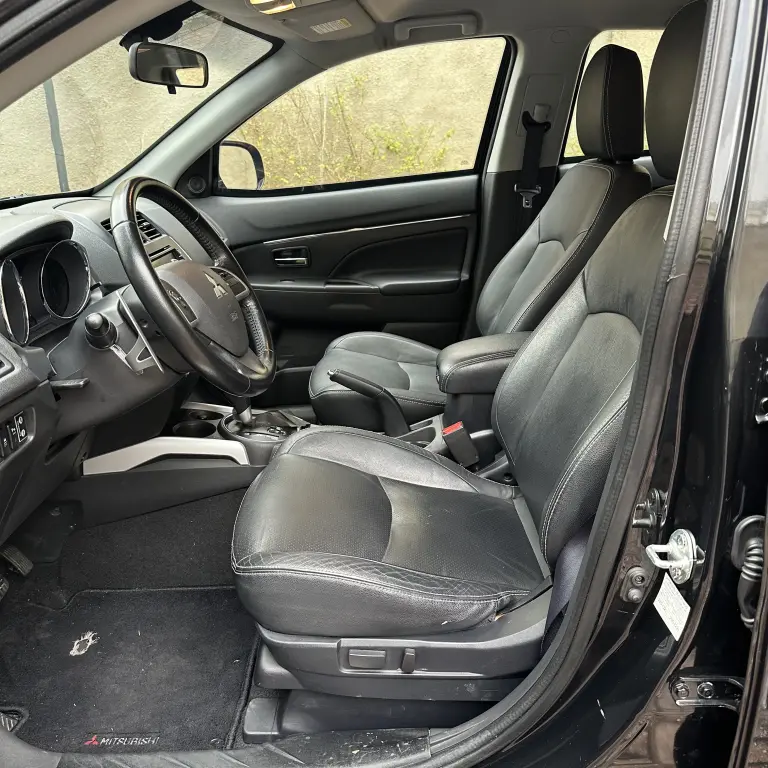 MITSUBISHI ASX - Foto