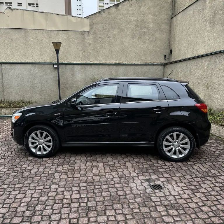 MITSUBISHI ASX - Foto