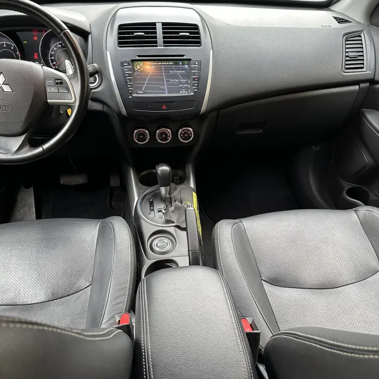 MITSUBISHI ASX - Foto