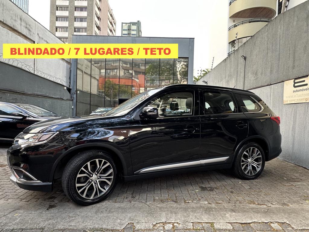 MITSUBISHI Outlander - Foto