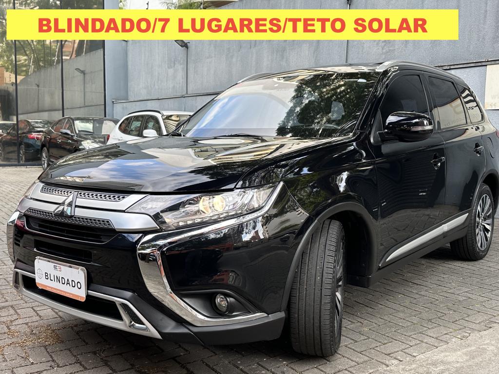 MITSUBISHI Outlander - Foto