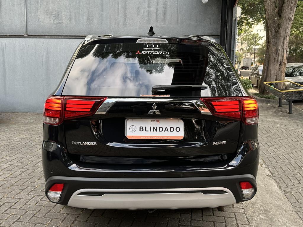 MITSUBISHI Outlander - Foto