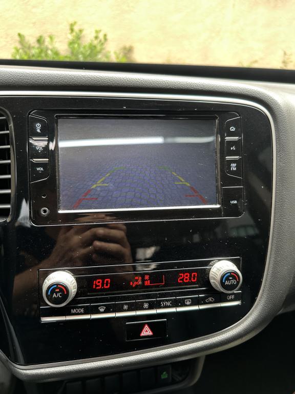 MITSUBISHI Outlander - Foto