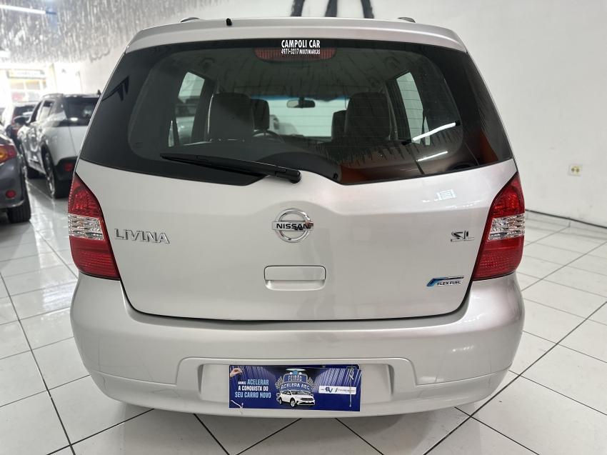NISSAN Livina - Foto