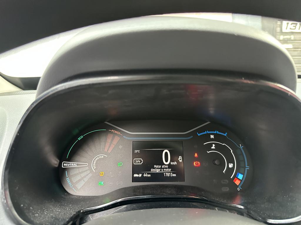 RENAULT Kwid - Miniatura