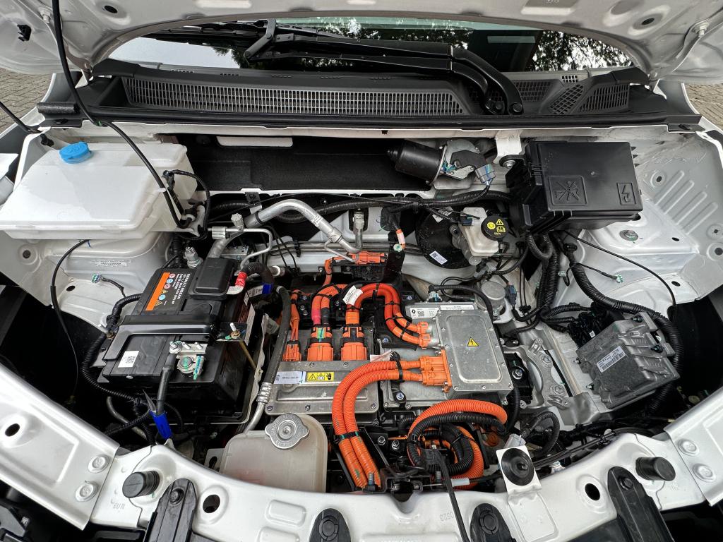 RENAULT Kwid - Miniatura