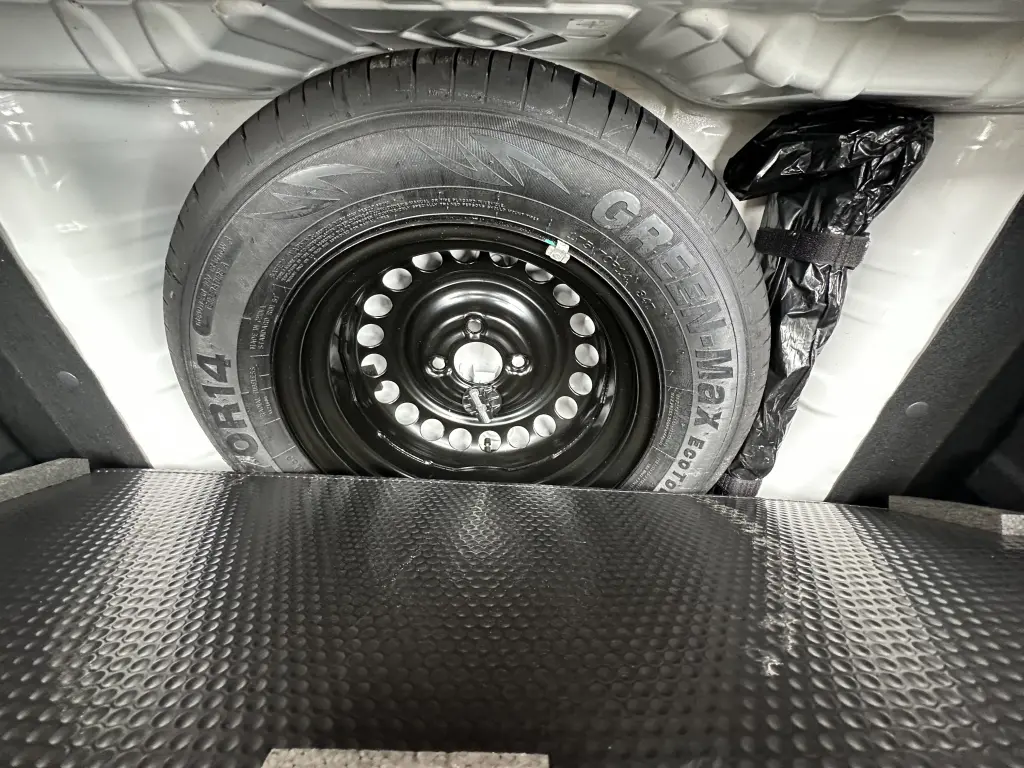 RENAULT Kwid - Miniatura