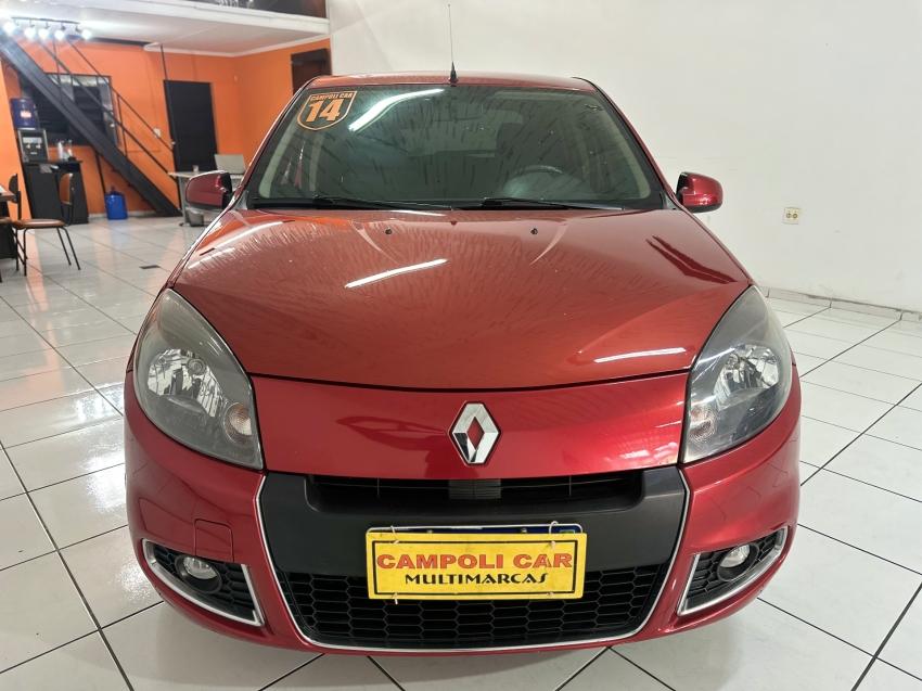 RENAULT Sandero - Foto