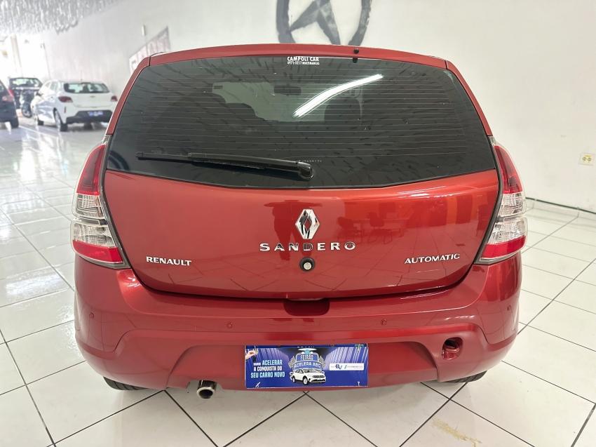 RENAULT Sandero - Foto