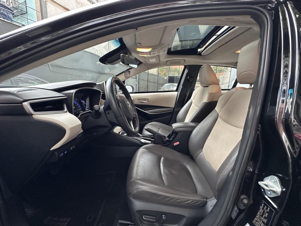 TOYOTA Corolla - Foto