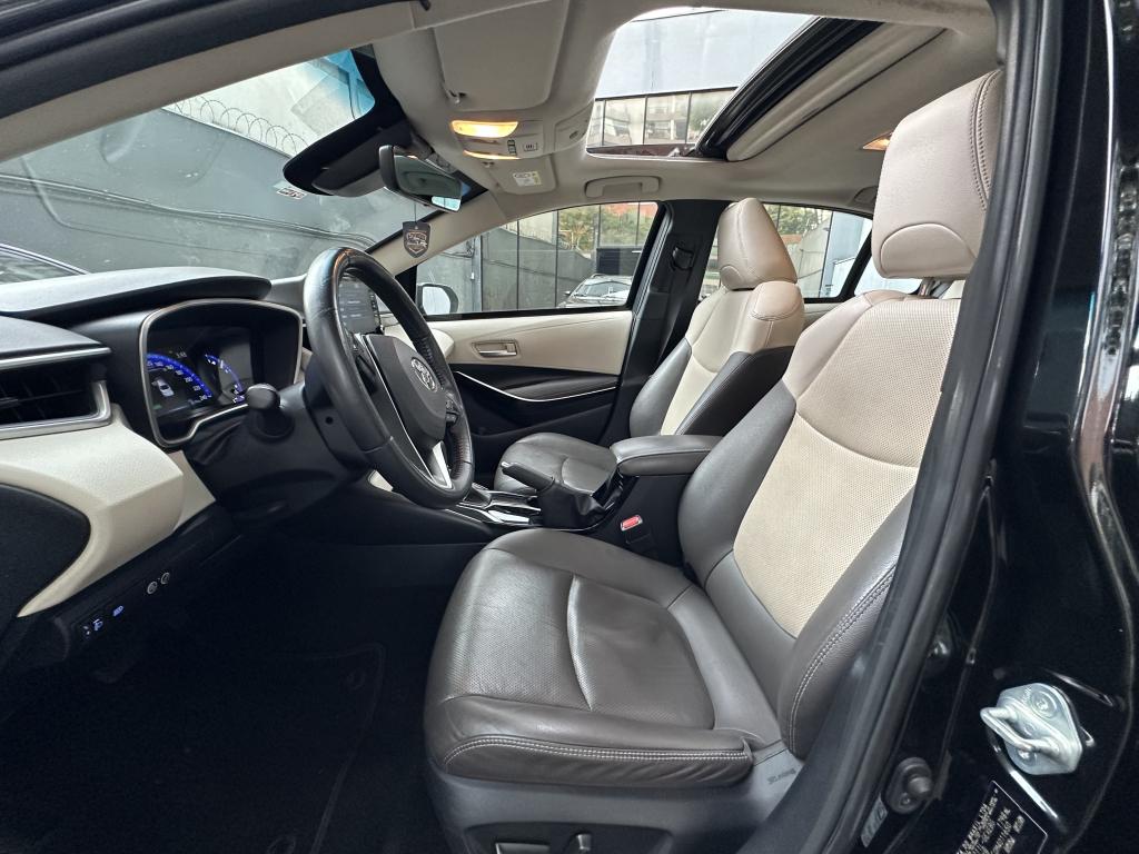 TOYOTA Corolla - Foto