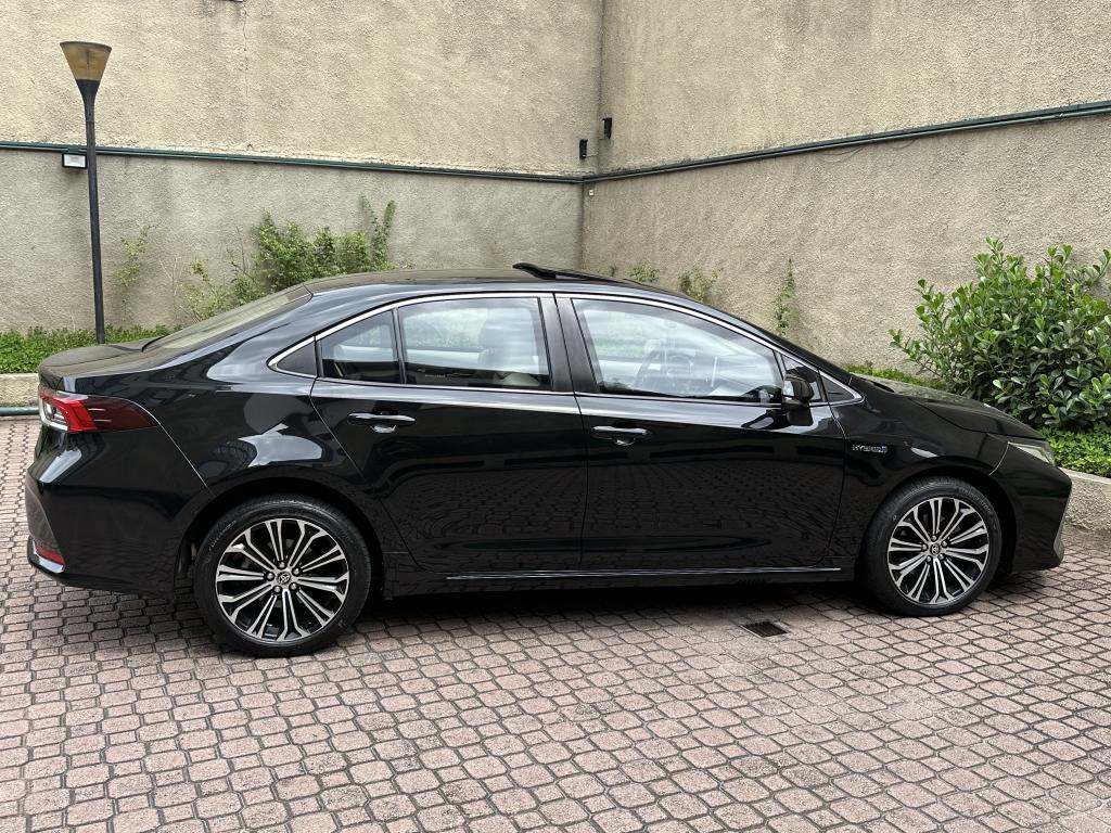 TOYOTA Corolla - Foto