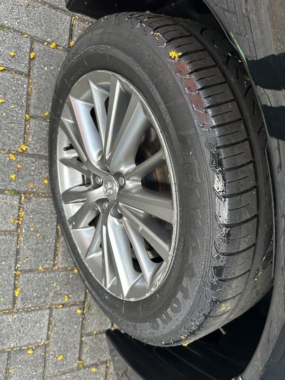 TOYOTA Corolla - Foto