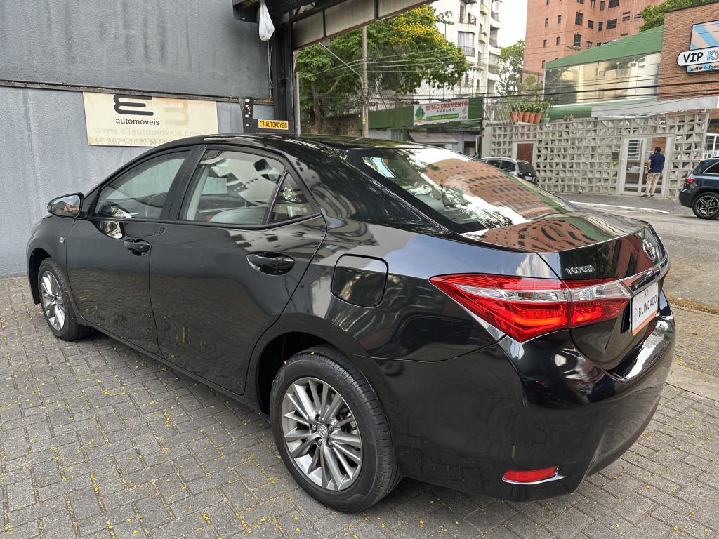 TOYOTA Corolla - Foto
