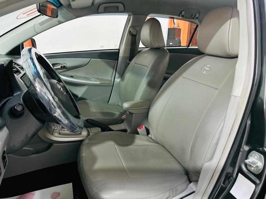 TOYOTA Corolla - Foto