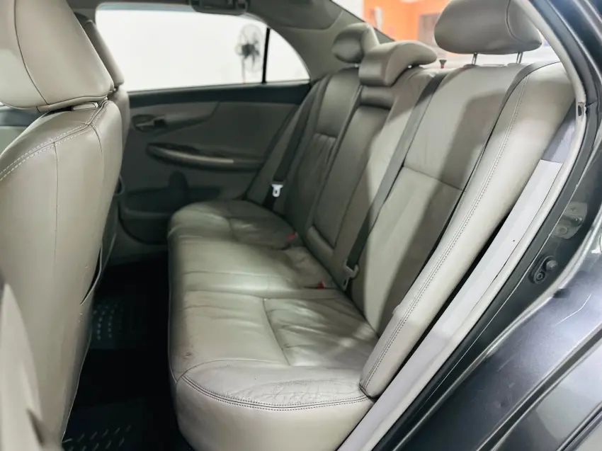 TOYOTA Corolla - Foto