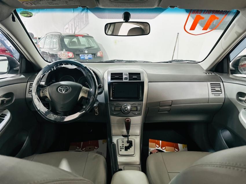 TOYOTA Corolla - Foto