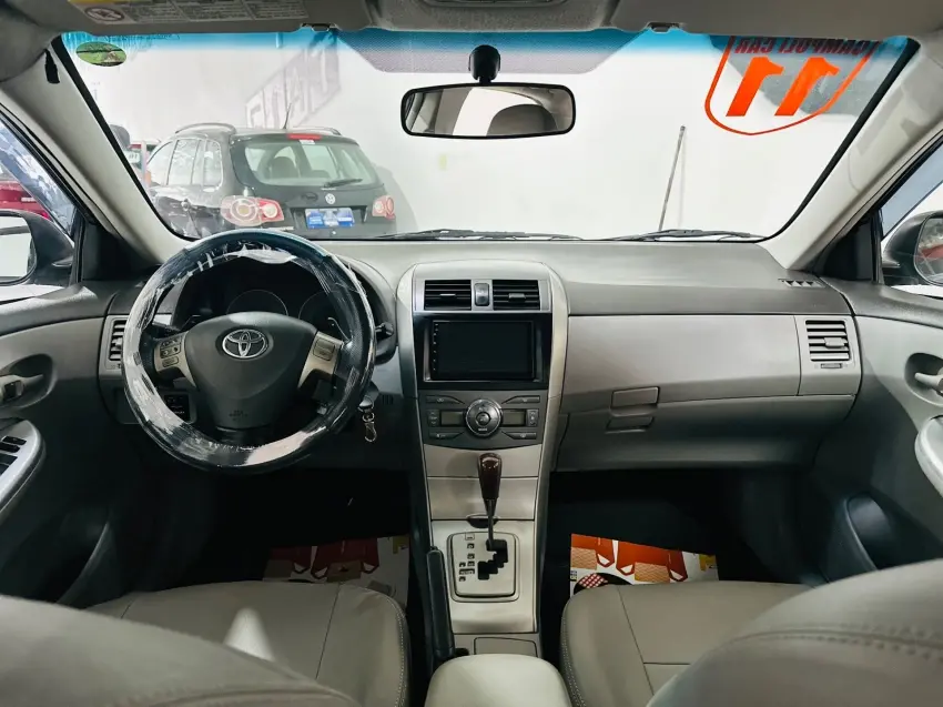 TOYOTA Corolla - Foto