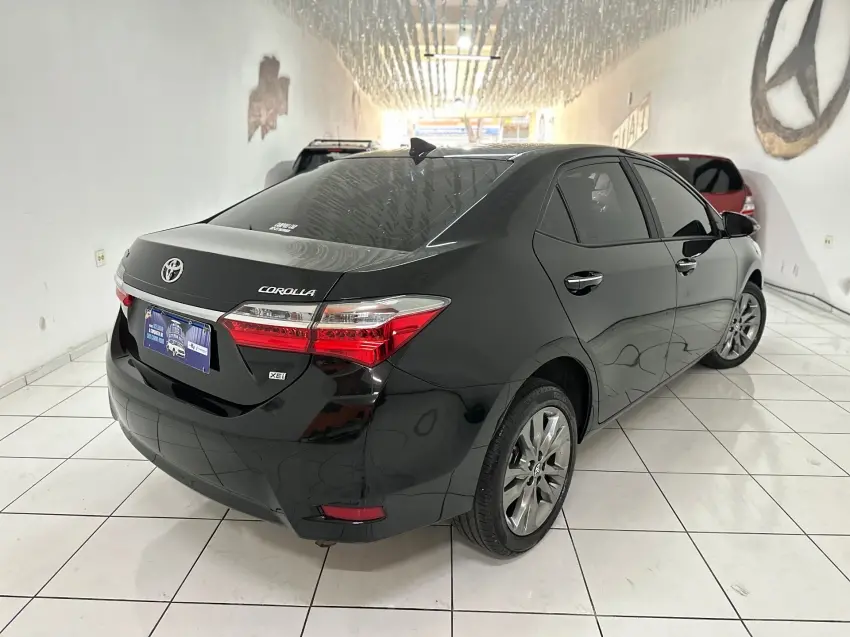 TOYOTA Corolla - Foto
