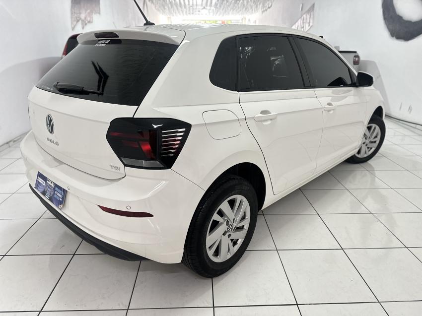 VOLKSWAGEN Polo Hatch - Foto