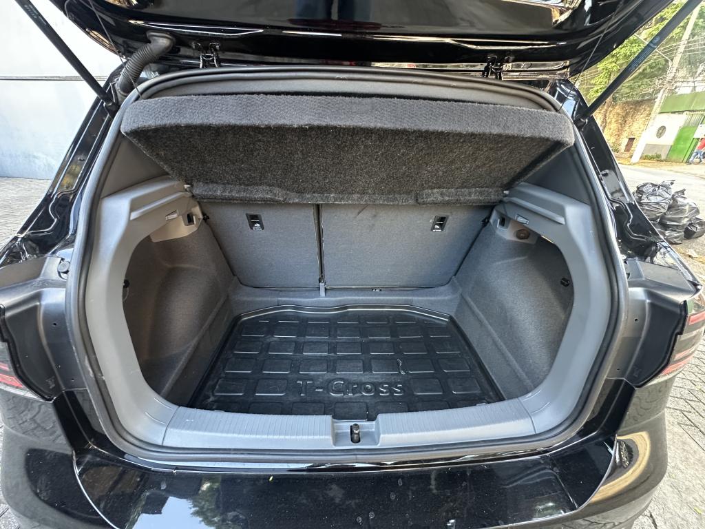 VOLKSWAGEN T-Cross - Foto