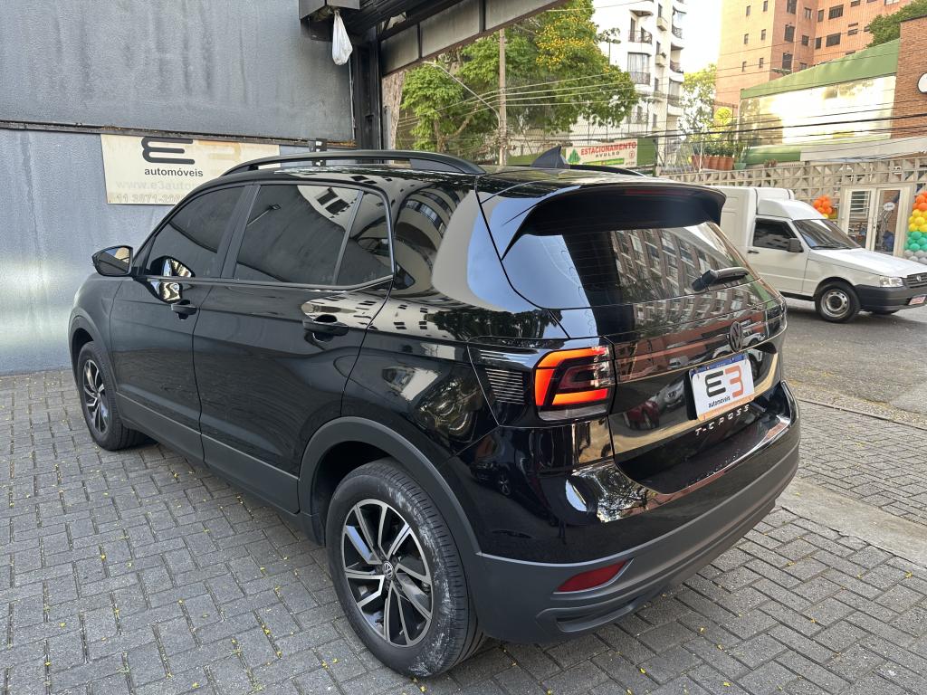 VOLKSWAGEN T-Cross - Foto