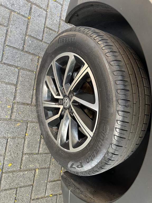 VOLKSWAGEN T-Cross - Foto