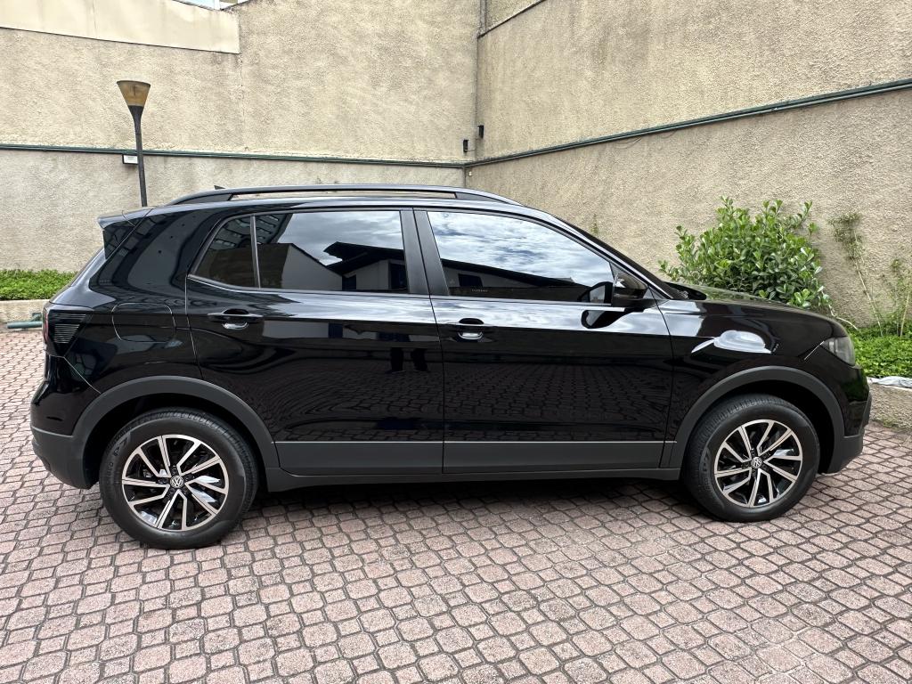 VOLKSWAGEN T-Cross - Foto