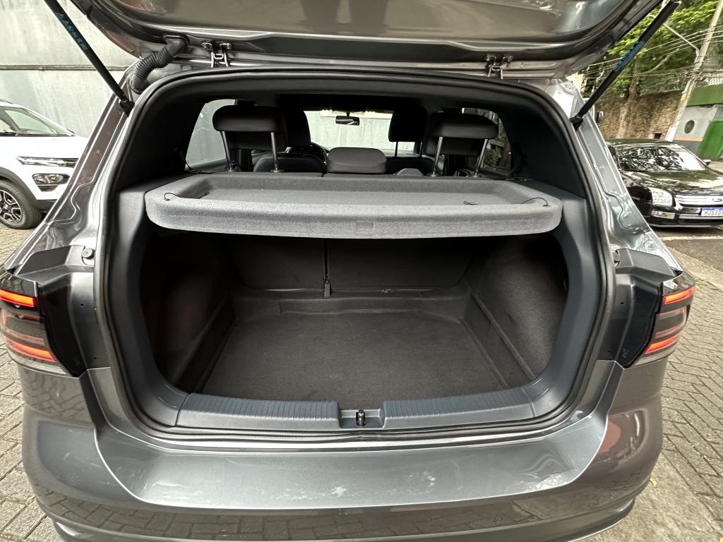 VOLKSWAGEN T-Cross - Foto